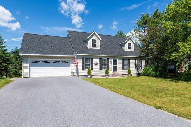 35 Valley Pass Street, Manchester, VT 05255