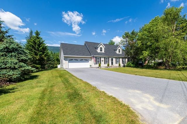35 Valley Pass Street, Manchester, VT 05255
