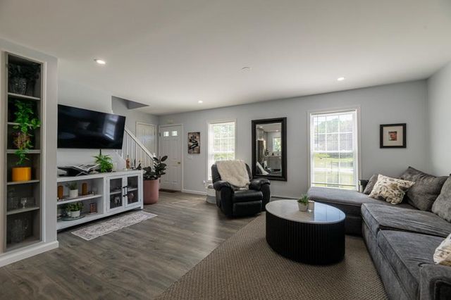 35 Valley Pass Street, Manchester, VT 05255