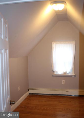 1300 BONNEVIEW RD, York, PA 17406