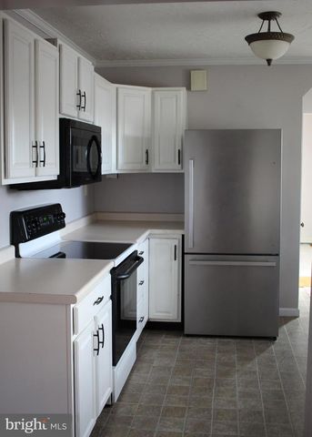 1300 BONNEVIEW RD, York, PA 17406