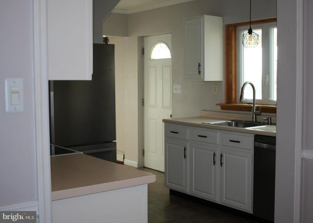 1300 BONNEVIEW RD, York, PA 17406