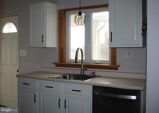 1300 BONNEVIEW RD, York, PA 17406