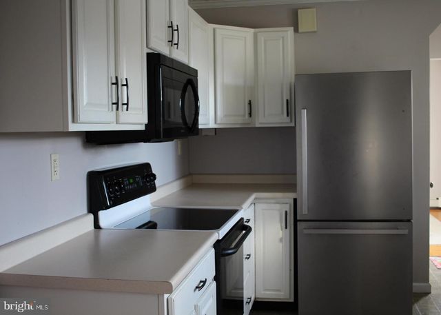 1300 BONNEVIEW RD, York, PA 17406