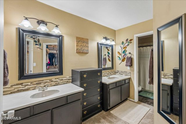 413 E KRISTAL Way, Phoenix, AZ 85024