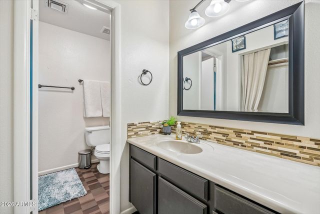 413 E KRISTAL Way, Phoenix, AZ 85024