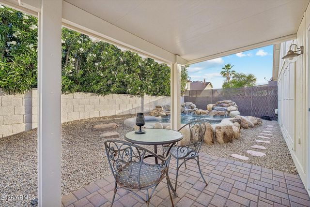 413 E KRISTAL Way, Phoenix, AZ 85024
