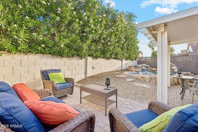 413 E KRISTAL Way, Phoenix, AZ 85024