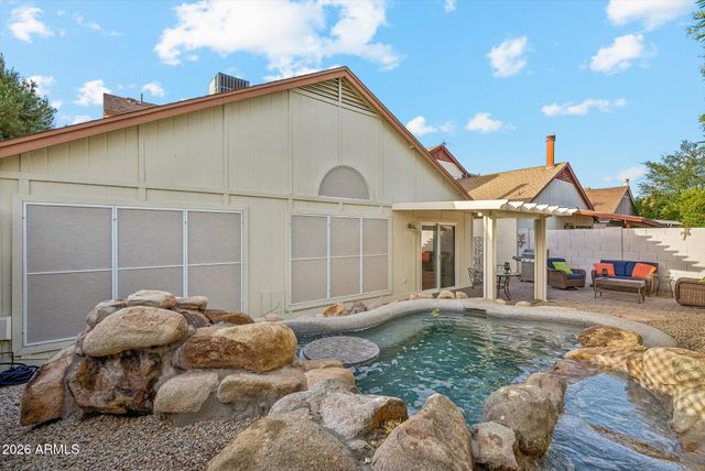 413 E KRISTAL Way, Phoenix, AZ 85024