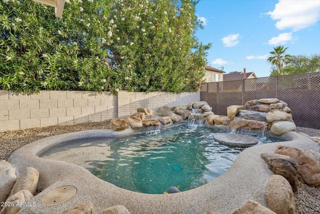 413 E KRISTAL Way, Phoenix, AZ 85024