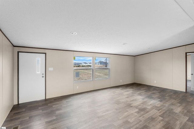 585 Happy Valley Road, Fountain Inn, SC 29644