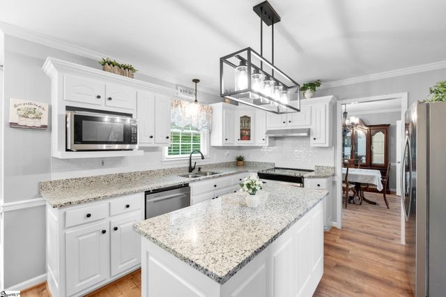 320 Huddersfield Drive, Piedmont, SC 29673