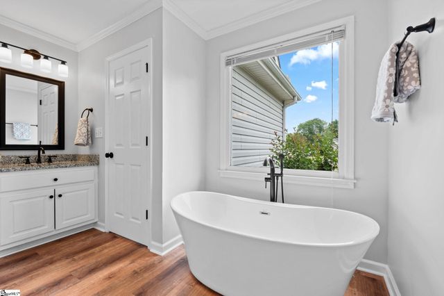 320 Huddersfield Drive, Piedmont, SC 29673