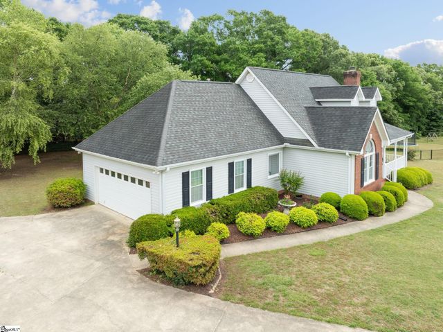 320 Huddersfield Drive, Piedmont, SC 29673