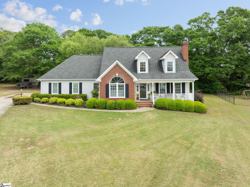 320 Huddersfield Drive, Piedmont, SC 29673