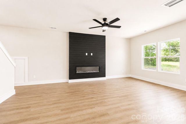 237 Third Creek Road, Statesville, NC 28678