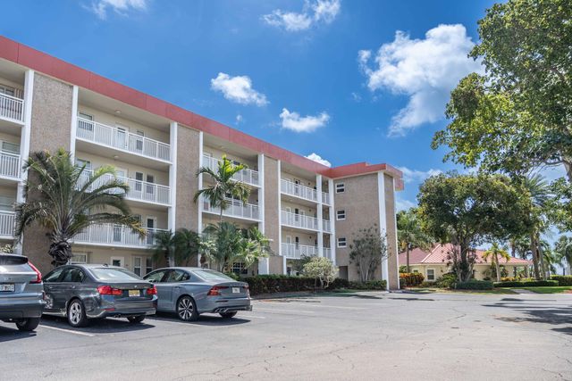 3180 NE 48th Court 201, Lighthouse Point, FL 33064