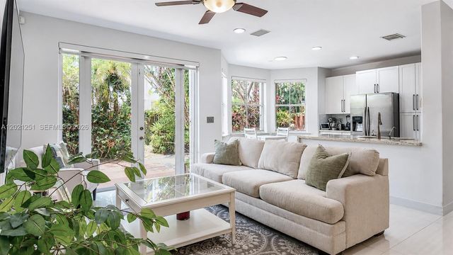4844 NW 110th Pl, Doral, FL 33178