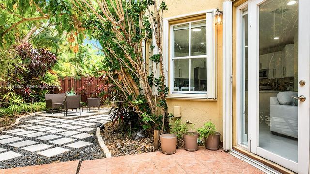 4844 NW 110th Pl, Doral, FL 33178