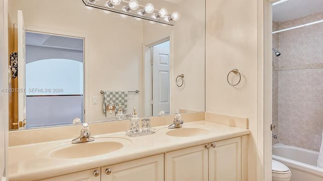 4844 NW 110th Pl, Doral, FL 33178