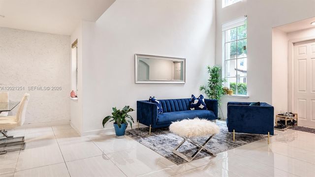 4844 NW 110th Pl, Doral, FL 33178