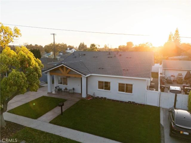 1933 Fanwood, Long Beach, CA 90815