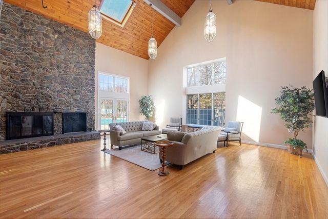 120 Village Post Road 120, Danvers, MA 01923