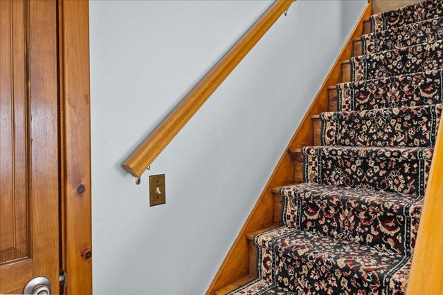 1 West Street, Essex Junction, VT 05452