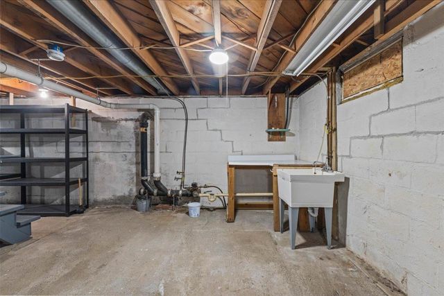 1 West Street, Essex Junction, VT 05452