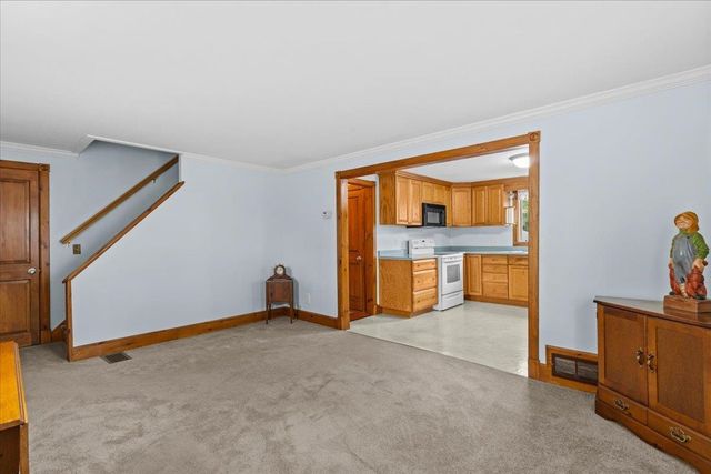1 West Street, Essex Junction, VT 05452