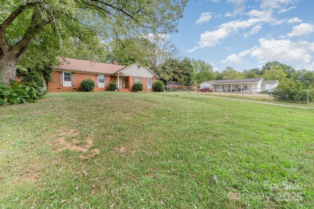 6109 Mcbride Street, Charlotte, NC 28215