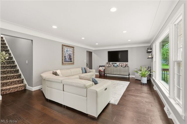 26901 N Woodland Road, Beachwood, OH 44122