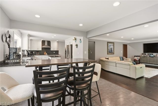 26901 N Woodland Road, Beachwood, OH 44122