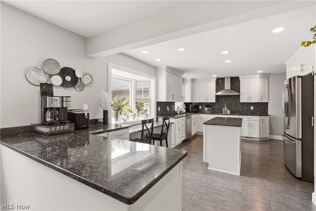 26901 N Woodland Road, Beachwood, OH 44122