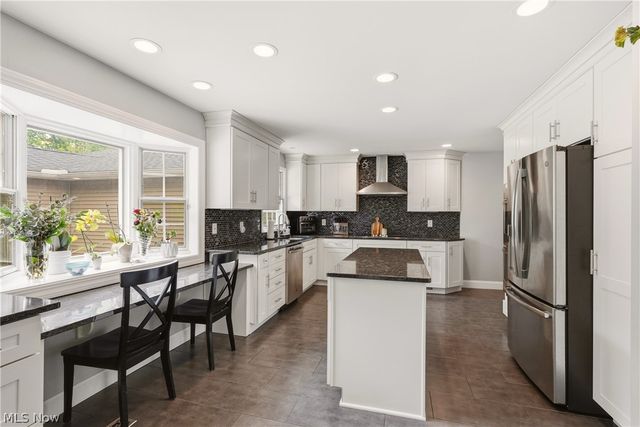 26901 N Woodland Road, Beachwood, OH 44122