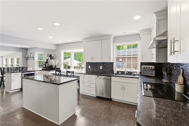 26901 N Woodland Road, Beachwood, OH 44122