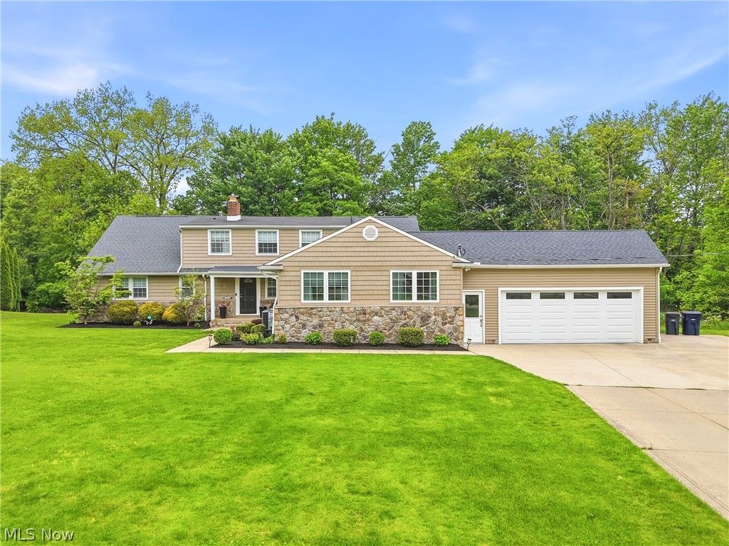 26901 N Woodland Road, Beachwood, OH 44122