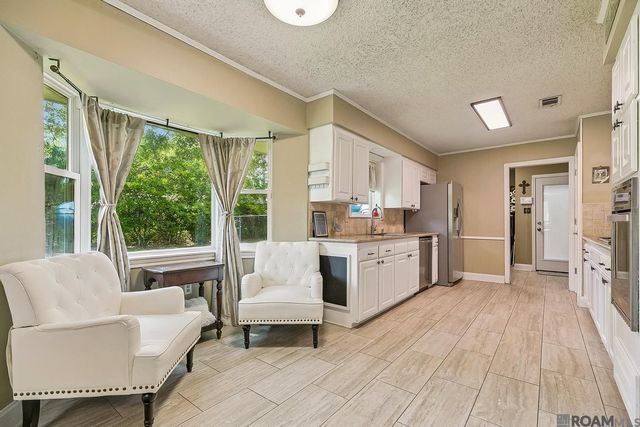 6747 Chaparral Pl, Greenwell Springs, LA 70739