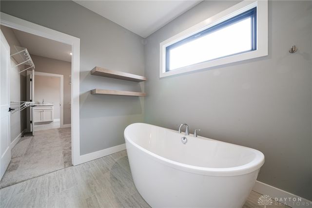 9197 Remy Ct., Clearcreek Twp, OH 45458