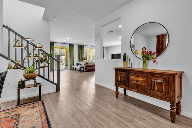 909 Valencia St, Lincoln, CA 95648
