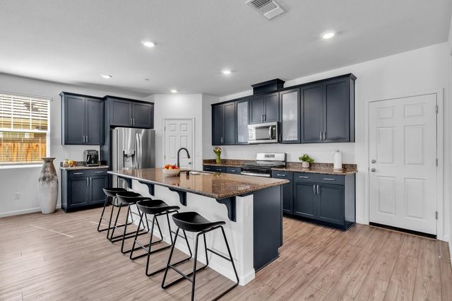 909 Valencia St, Lincoln, CA 95648