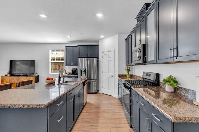 909 Valencia St, Lincoln, CA 95648