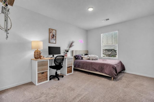 909 Valencia St, Lincoln, CA 95648
