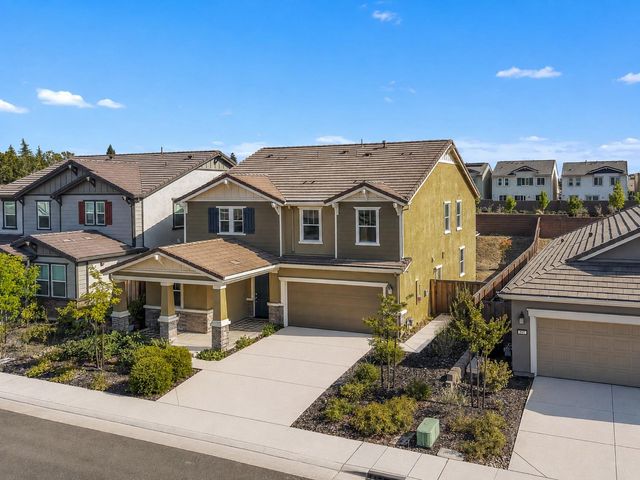 909 Valencia St, Lincoln, CA 95648