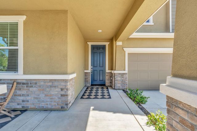 909 Valencia St, Lincoln, CA 95648