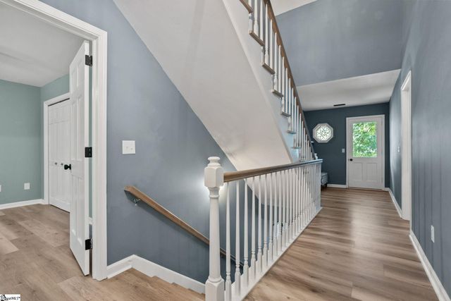 201 Hillpine Drive, Simpsonville, SC 29681