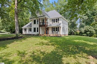 201 Hillpine Drive, Simpsonville, SC 29681