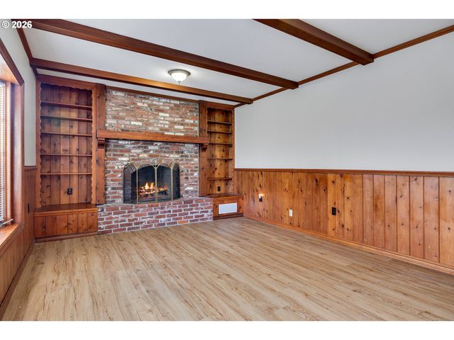 12870 Sw 63RD Ave, Portland, OR 97219