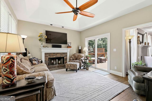 115 Strandhill Road, Tyrone, GA 30290