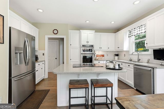 115 Strandhill Road, Tyrone, GA 30290
